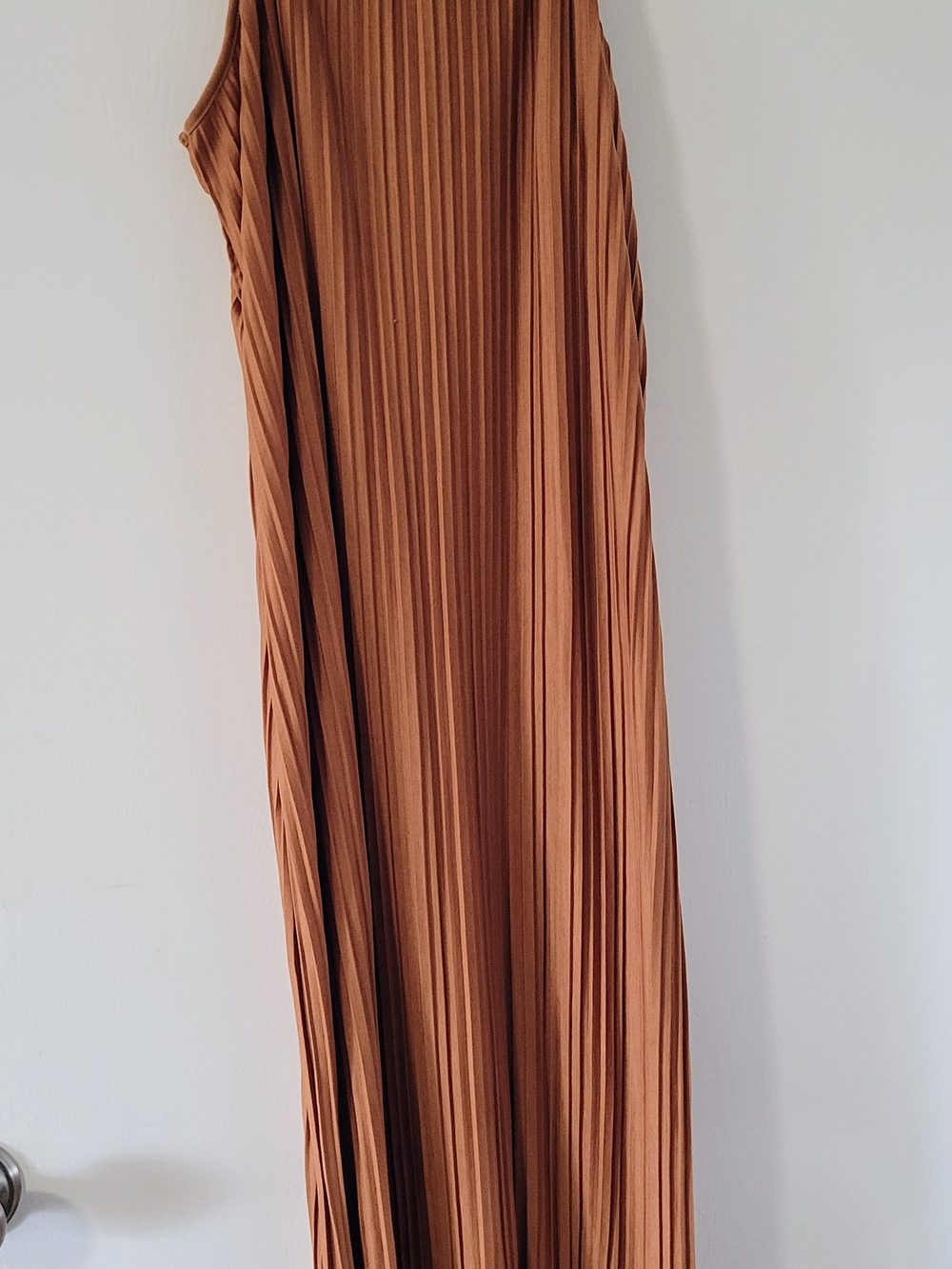 Sleeveless Pleated Midi Dress in Caramel, A New Day, Size M, BNWT